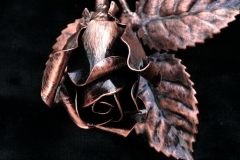 Kovácsolvas rózsa csokor 3 - szálas bronz antikolással